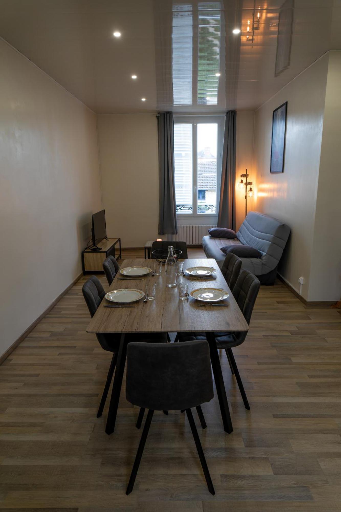 Appart Chez Gegene Montargis Exterior photo